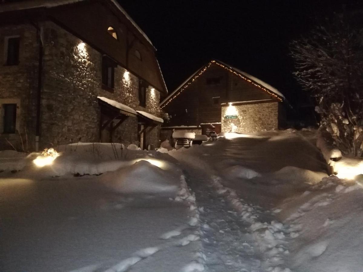 Bed and Breakfast Un R de Mémises Thollon-les-Memises Esterno foto